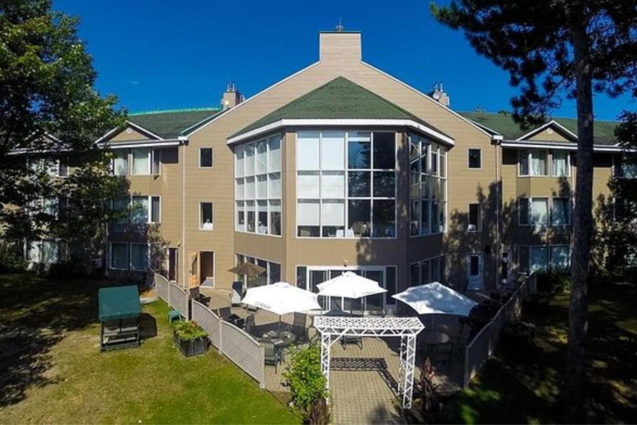 Auberge De La Montagne Coupee Saint Jean De Matha 외부 사진