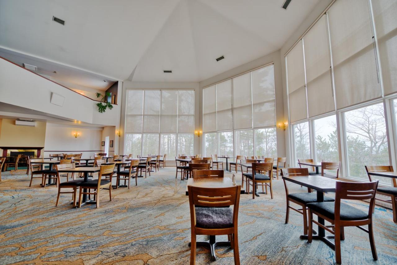 Auberge De La Montagne Coupee Saint Jean De Matha 외부 사진