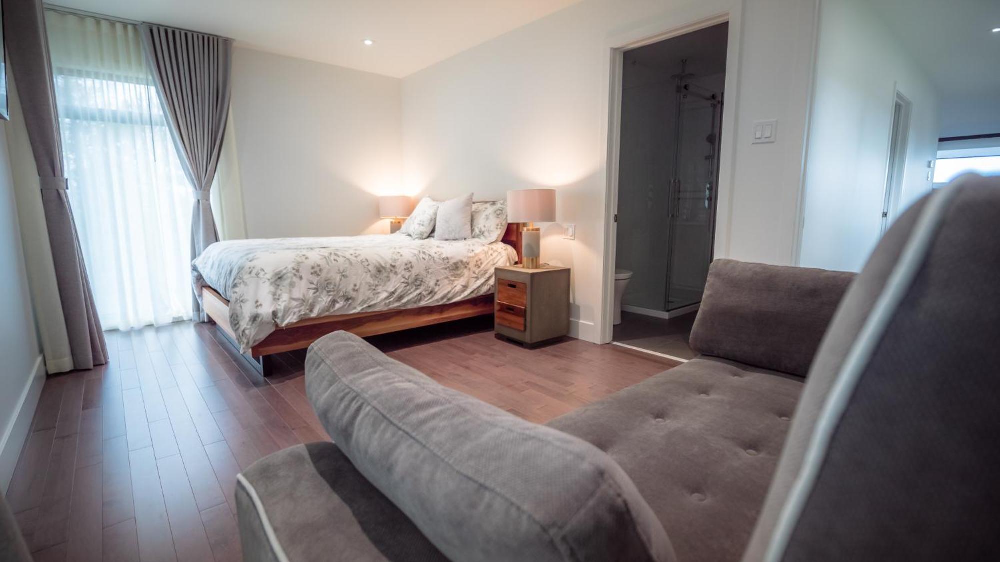 Auberge De La Montagne Coupee Saint Jean De Matha 외부 사진